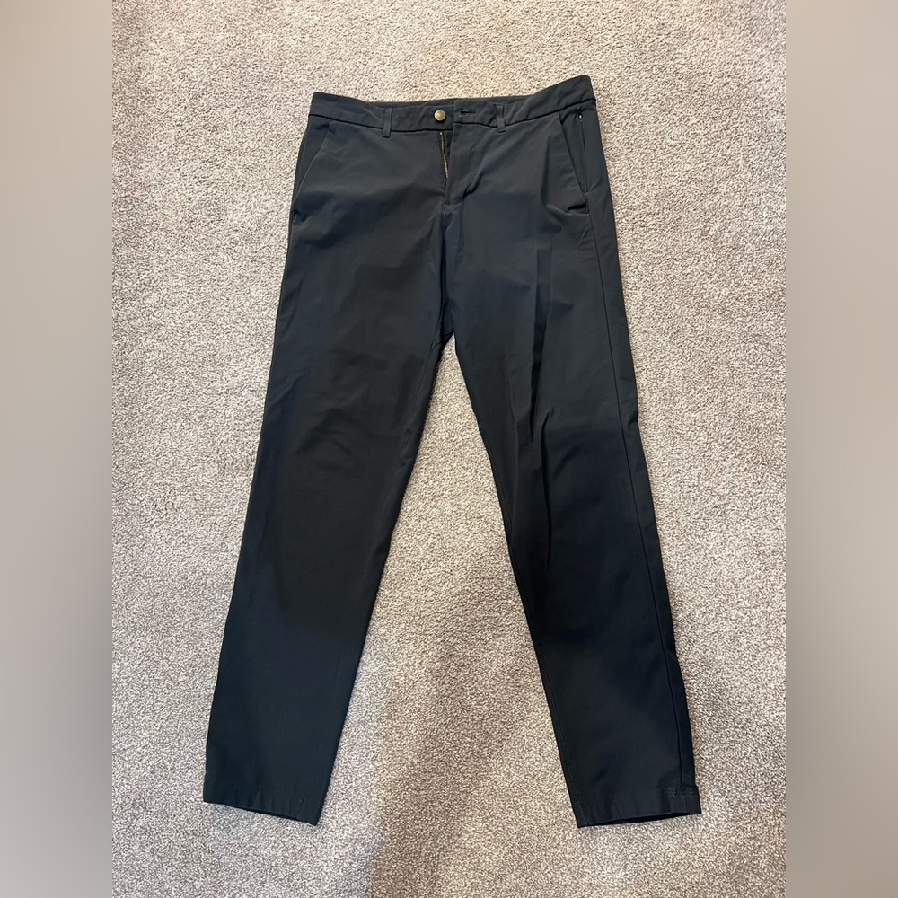 Lululemon Men's Black trousers